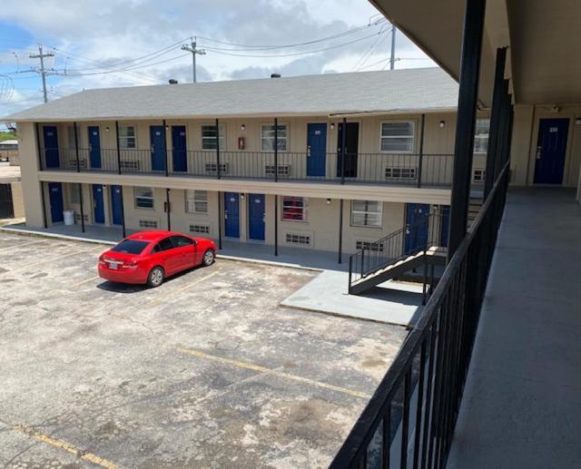 Texas Inn Seguin Ngoại thất bức ảnh