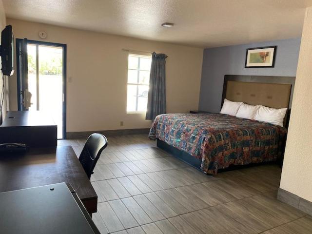 Texas Inn Seguin Ngoại thất bức ảnh